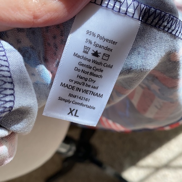 • Lularoe Irma Top • - Picture 4 of 5